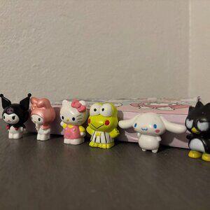 Hello Kitty Mini Figurines Set: Cinammon Roll Kuromi My Melody Kuroppi BatzMaru